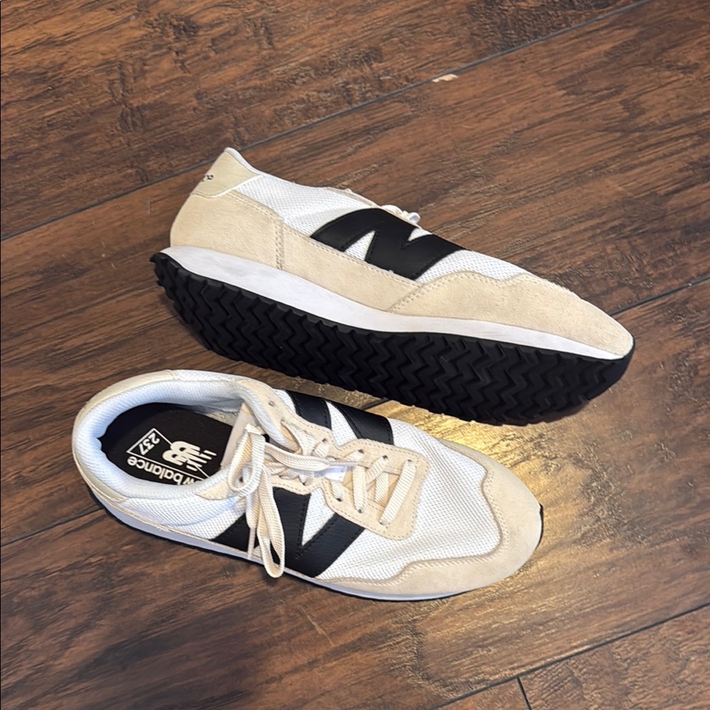 New Balance Cream and White Low-Top Sneakers with Textured Upper